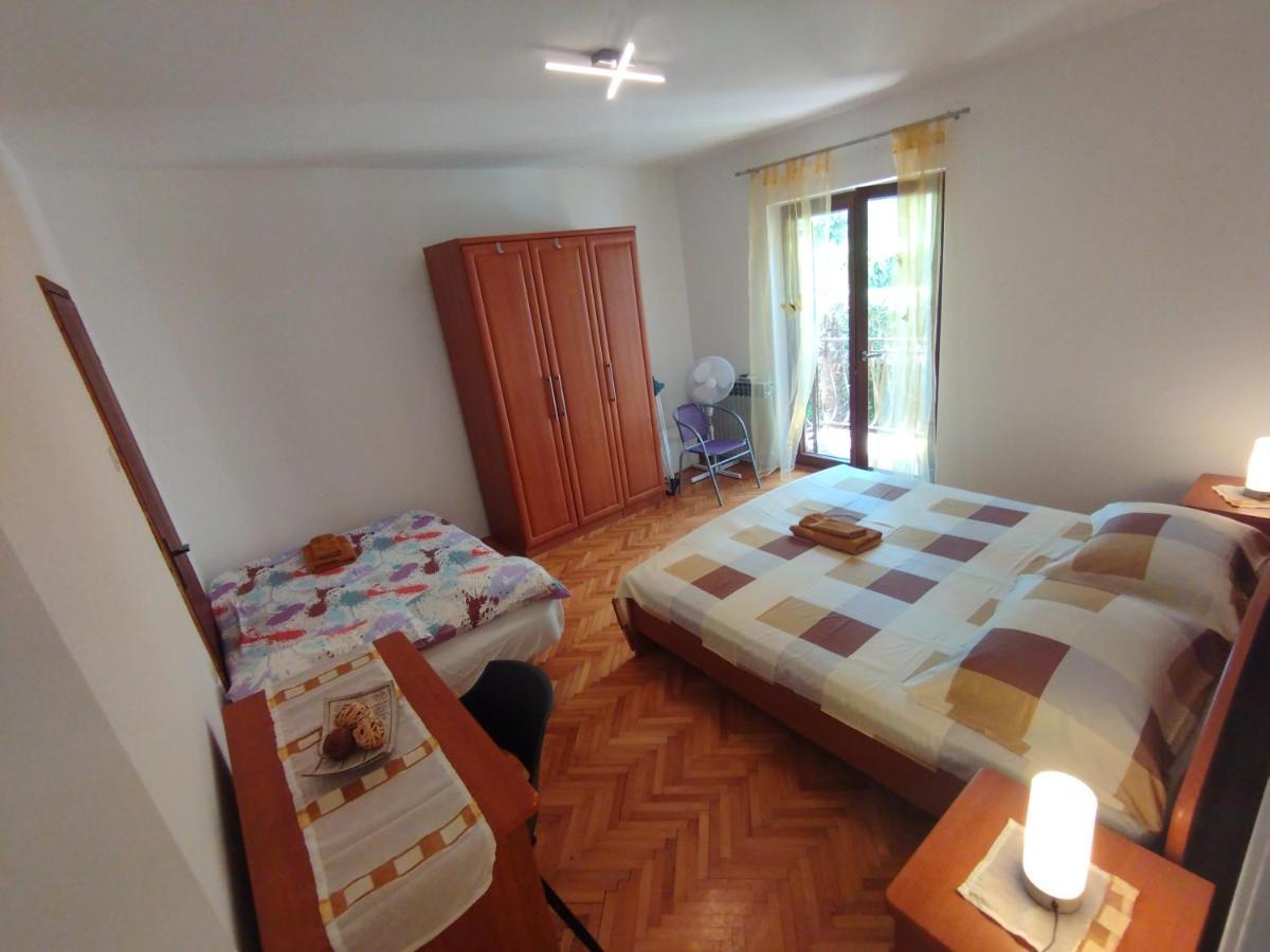 Apartment Jal โรวีน ภายนอก รูปภาพ