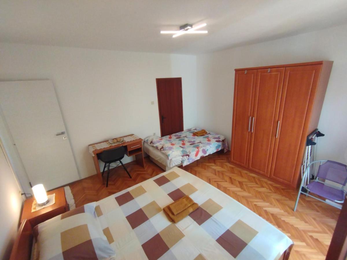 Apartment Jal โรวีน ภายนอก รูปภาพ
