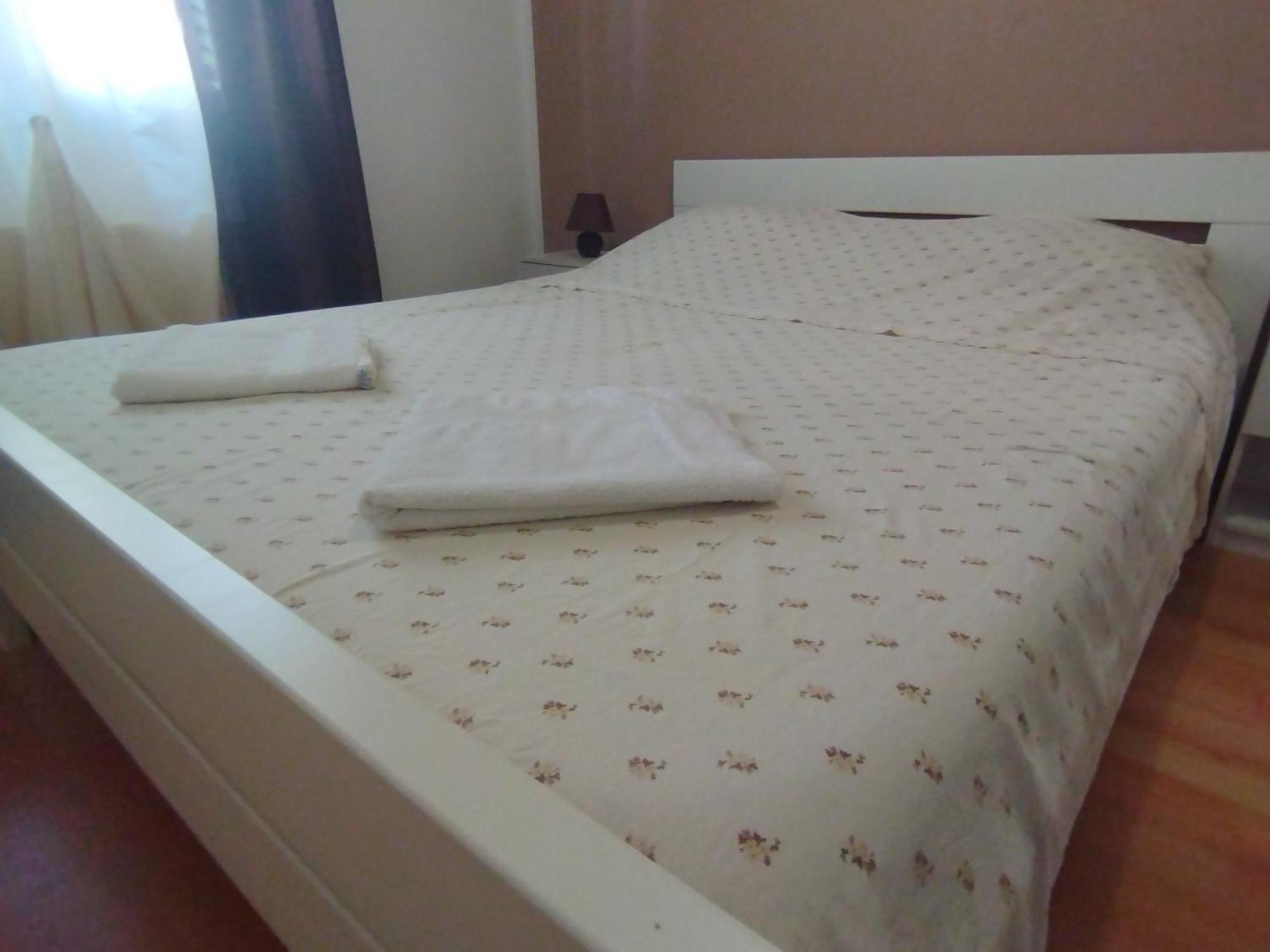 Apartment Jal โรวีน ภายนอก รูปภาพ