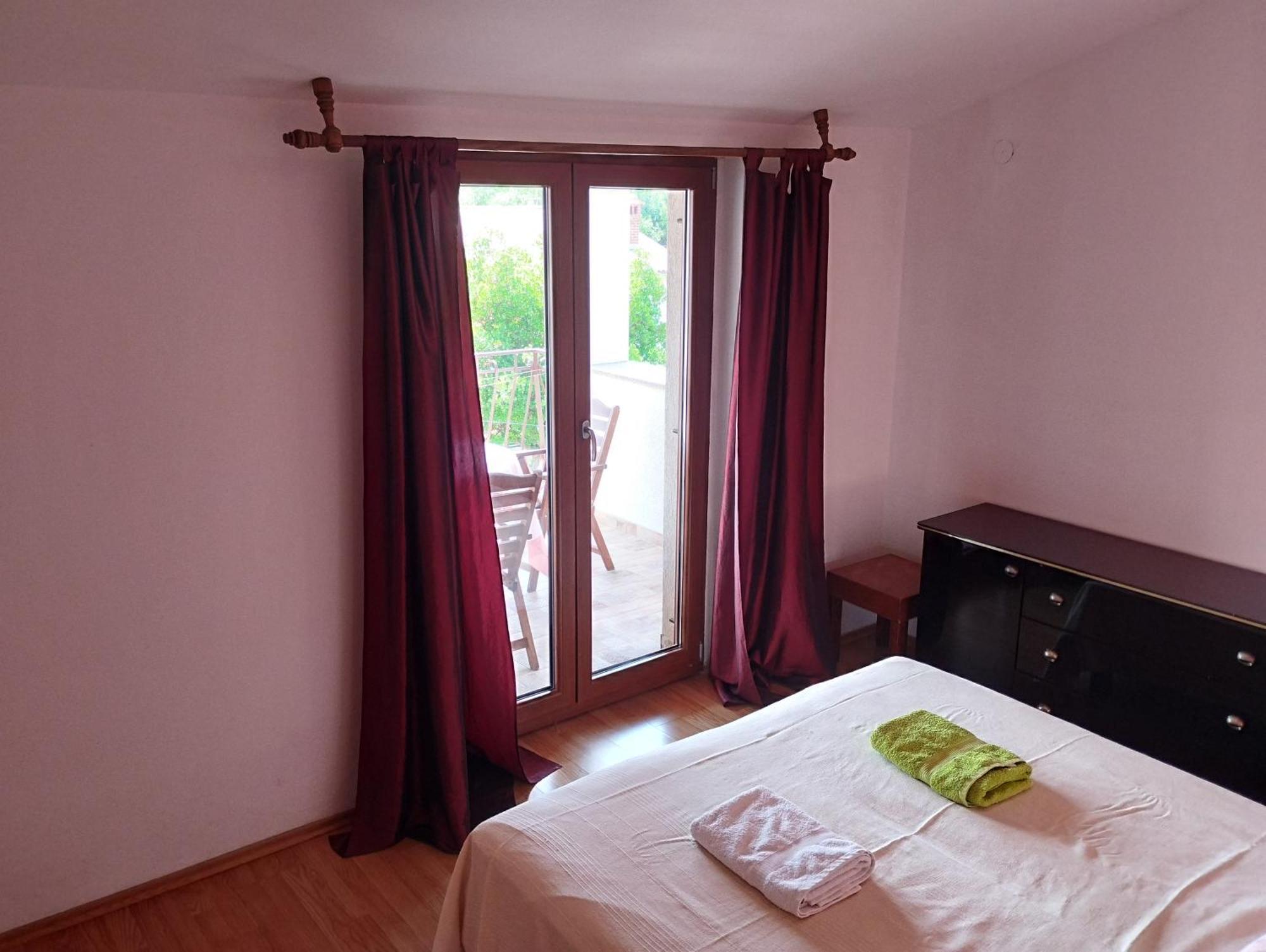 Apartment Jal โรวีน ภายนอก รูปภาพ