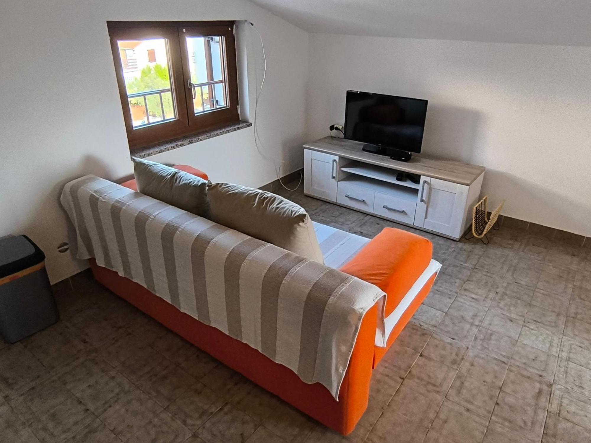 Apartment Jal โรวีน ภายนอก รูปภาพ